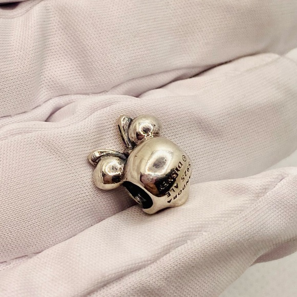 EUC Disney Pandora 791587 Sterling Silver Minnie Mouse Portrait Charm - Picture 5 of 11